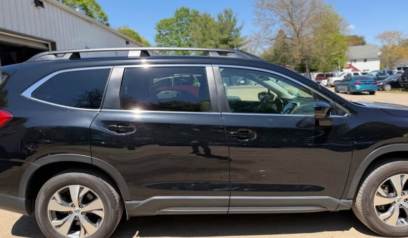 
								2024 Subaru Ascent Premium full									