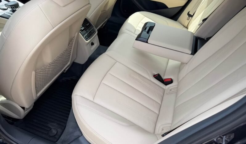 
								2018 Audi A4 Quattro Prestige full									