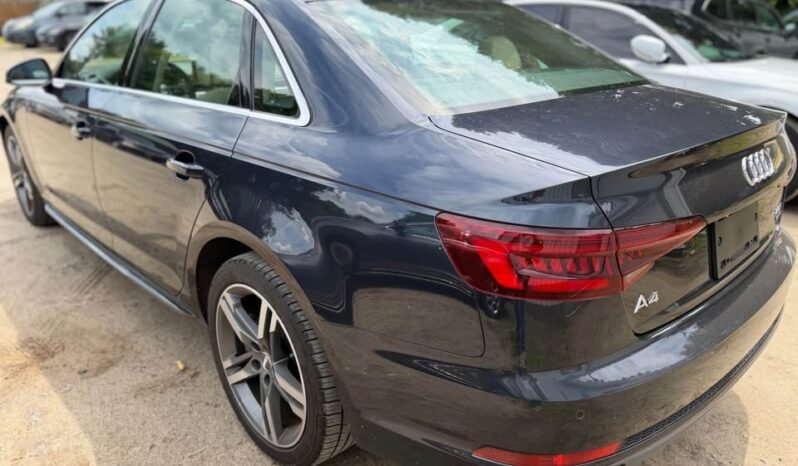 
								2018 Audi A4 Quattro Prestige full									