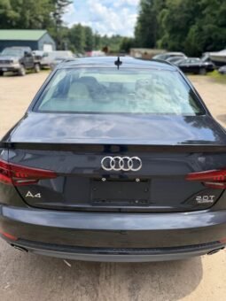 
										2018 Audi A4 Quattro Prestige full									