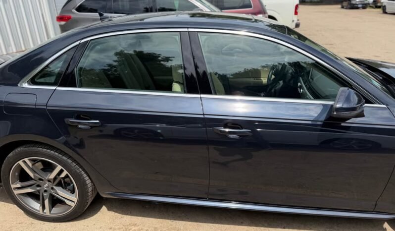 
								2018 Audi A4 Quattro Prestige full									