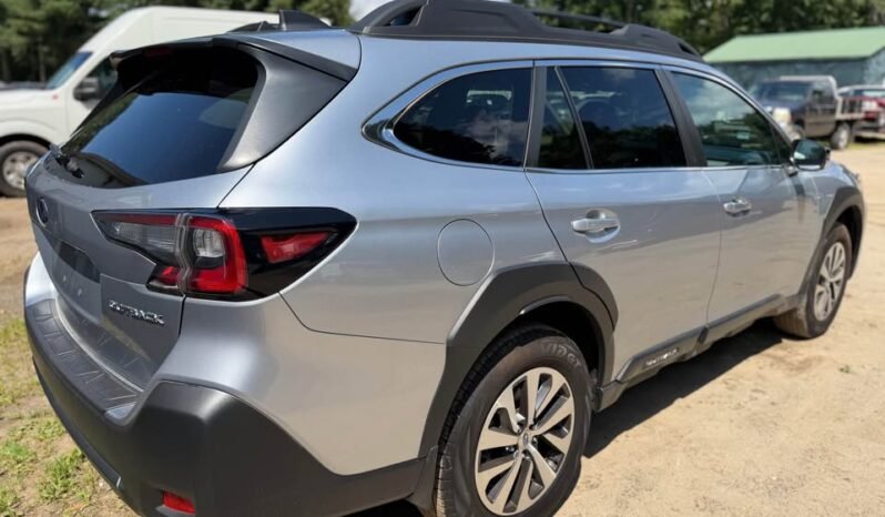 
								2025 Subaru Outback Premium full									