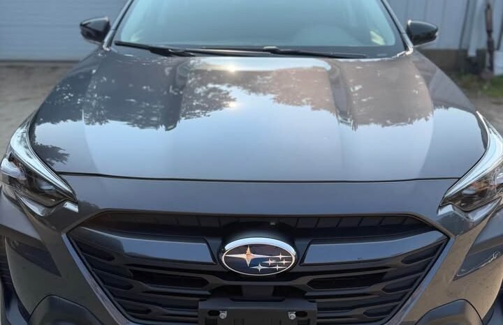 
								2025 Subaru Outback Premium full									