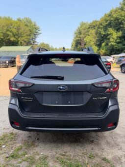 
										2025 Subaru Outback Premium full									
