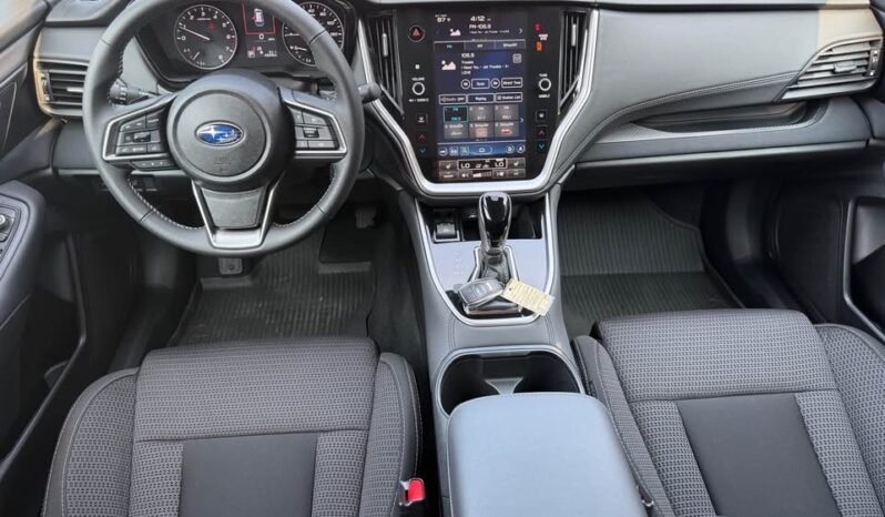 
								2025 Subaru Outback Premium full									