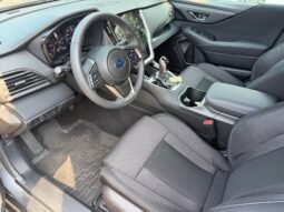 
										2025 Subaru Outback Premium full									