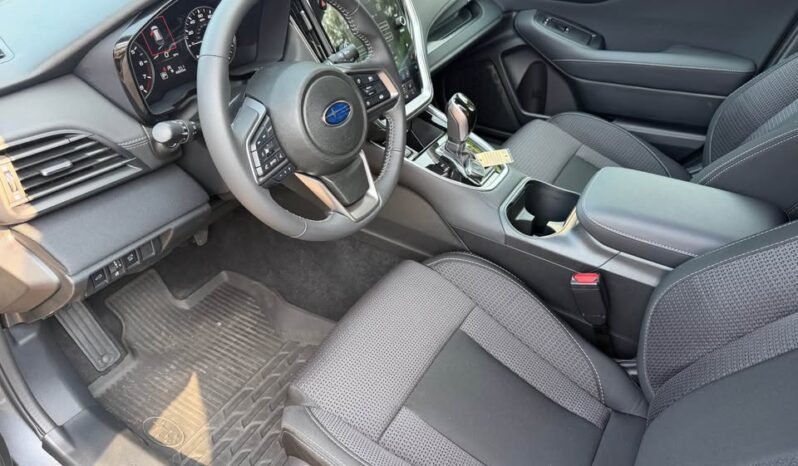 
								2025 Subaru Outback Premium full									