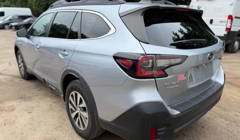 
								2022 Subaru Outback Premium full									