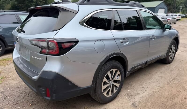 
								2022 Subaru Outback Premium full									