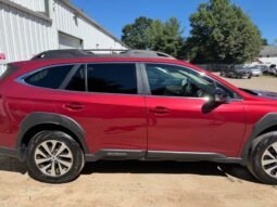 
										2024 Subaru Outback Premium full									