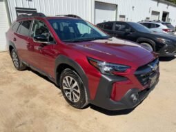 
										2024 Subaru Outback Premium full									