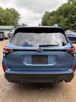 
										2025 Subaru Forester Limited full									