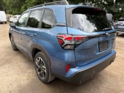 
										2025 Subaru Forester Limited full									